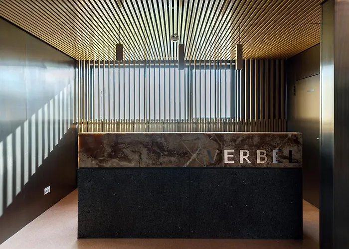 P&o Serviced Soho Factory Apartman Varsó